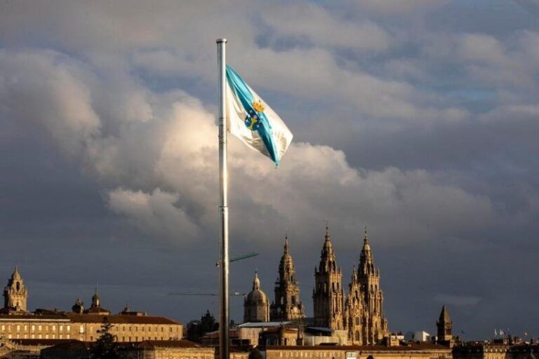 El Consello autoriza a la Xunta a interponer un recurso de inconstitucionalidad contra el Real decreto ley que impone el reparto de menores migrantes a las CC.AA.
