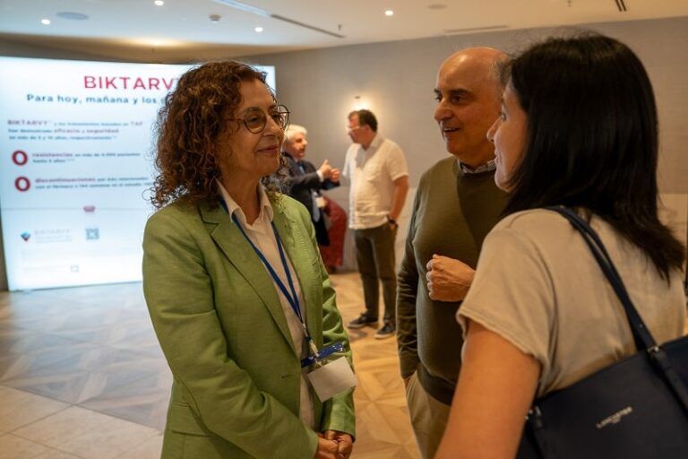 Galicia lidera a loita contra a hepatite C con máis de 283.000 probas realizadas