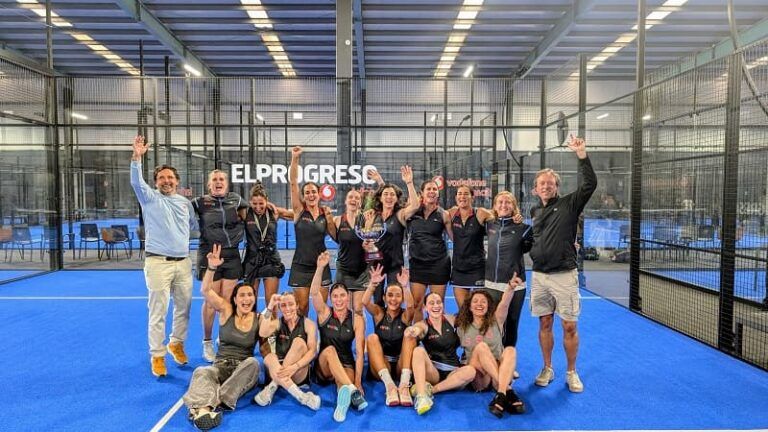 Vigo celebra o éxito do equipo feminino de pádel “Las Islas Cíes.com”