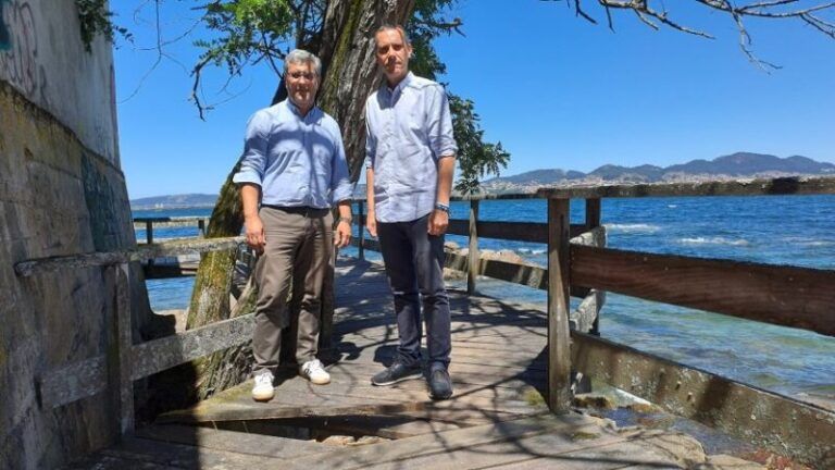 El PP de Vigo reclama una actuación de urgencia en la pasarela que une las playas de Mourisca y As Fontes ante su “pésimo estado de conservación”