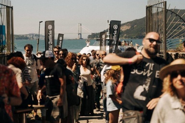 El público agota todas las entradas para el festival Sinsal SON Estrella Galicia 2025 en San Simón