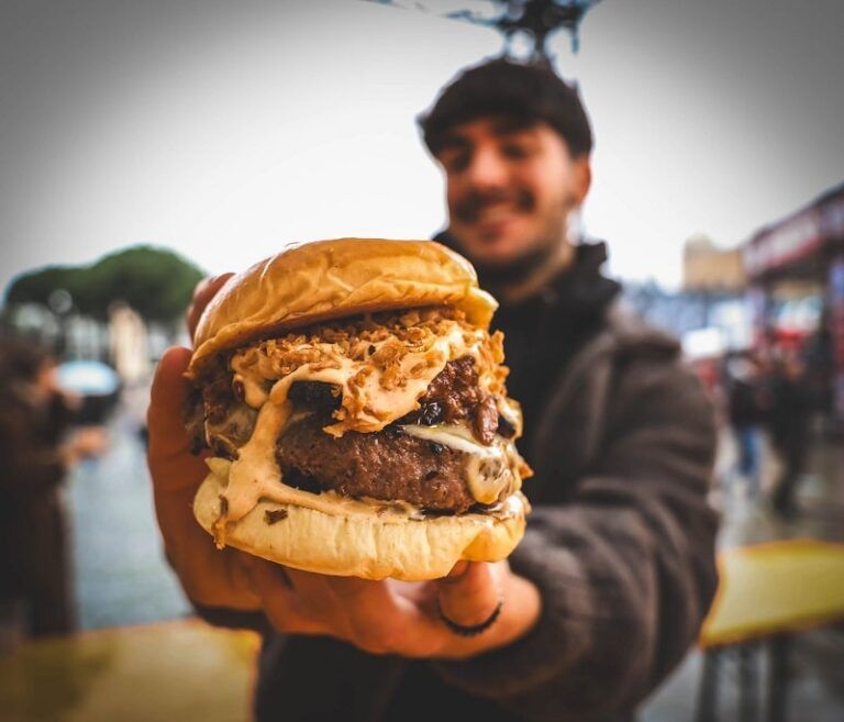 The Champions Burger regresa a Vigo para coronar la mejor hamburguesa de España