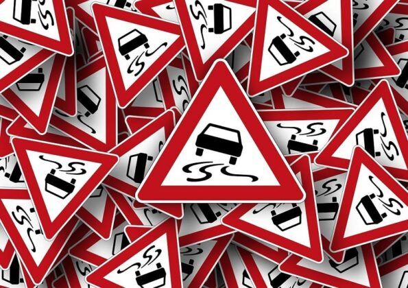 Así son las nuevas señales de tráfico que entran en vigor hoy - VIGOHOY ...