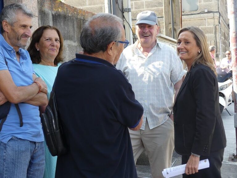 Luisa Sánchez anuncia a aprobación do convenio para reconstruír a piscina de Teis, que sitúa a Deputación á fronte do financiamento da obra con 4,8 millóns
