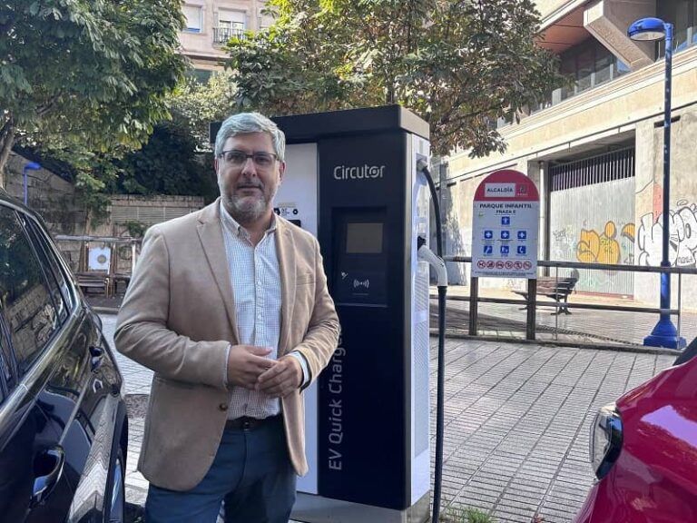 El PP denuncia que Vigo sigue sin red de recarga para coches eléctricos por la “desidia” de Caballero