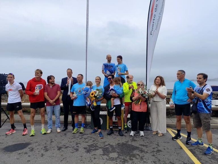Medio millar de corredores se vuelcan en Vigo en la carrera solidaria “5 km por Mauri”