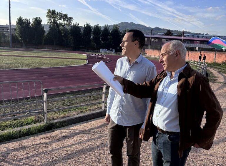El PP de Vigo critica la “improvisación” del gobierno local por cerrar este mes las pistas de atletismo de Balaídos para un nuevo “parche”