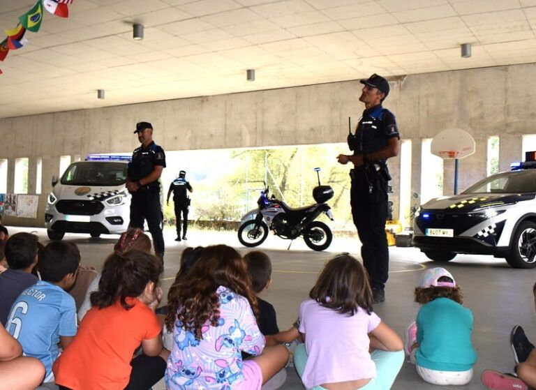 A Policía Local de Mos impulsa un programa educativo nos colexios para promover a seguridade viaria entre o alumnado