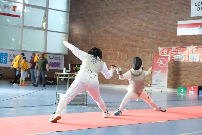 El Olivo arrasa en el I Torneo Gallego de Florete Infantil con nueve medallas