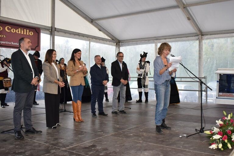 Marta Larralde conquista Mos en una emotiva Festa do Codillo marcada por la lluvia
