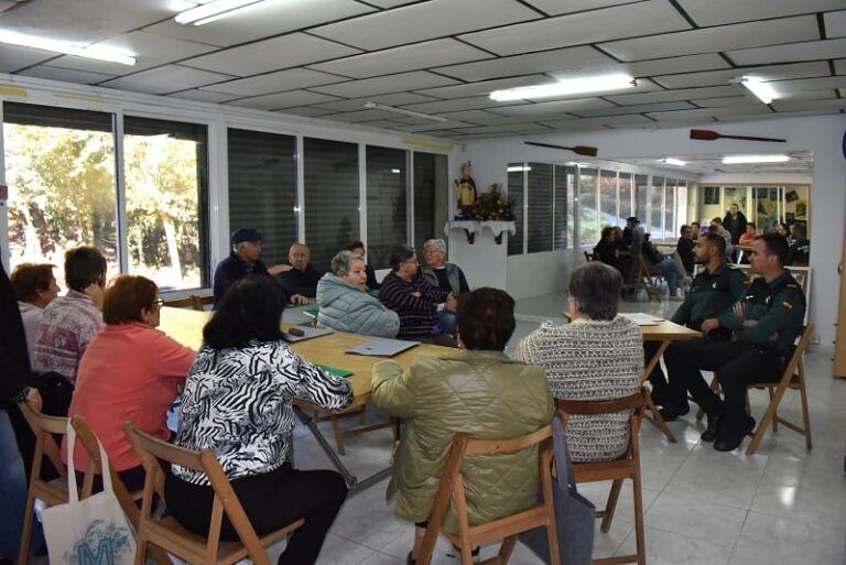 A Garda Civil inicia en Mos unha campaña informativa dirixida ás persoas maiores para previr roubos, furtos e estafas