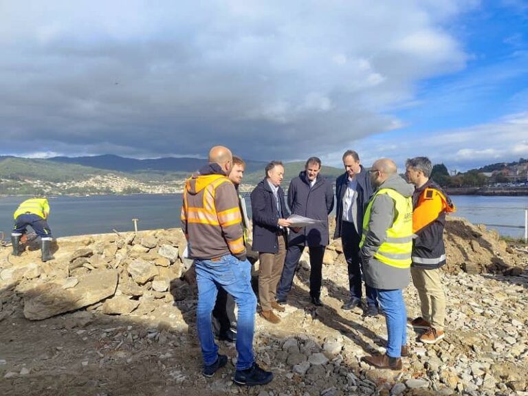 El Puerto de Vigo inicia las obras del nuevo paseo y mirador de Arealonga