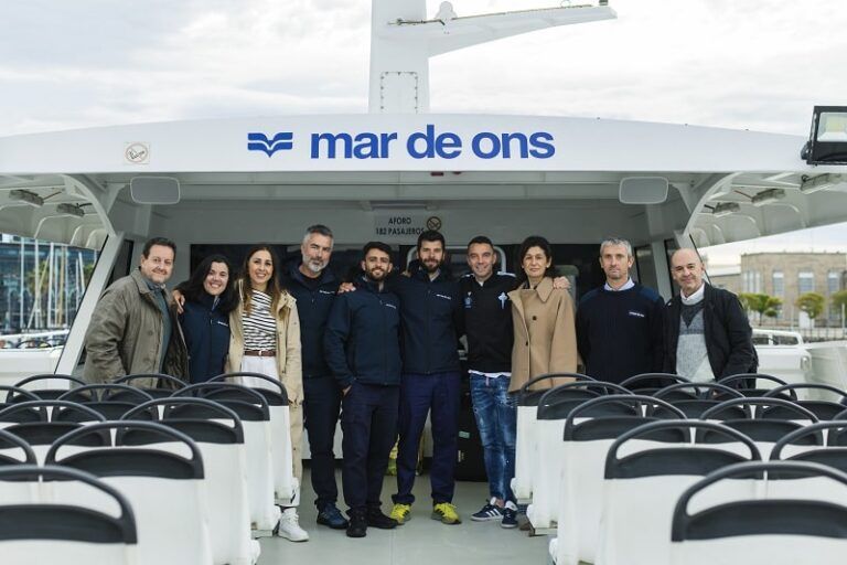 Una embarcación de Mar de Ons protagoniza la nueva campaña de LaLiga en Movistar Plus+