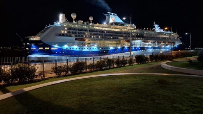 01_12_25 MARELLA DISCOVERY crucero puerto de vigo-min