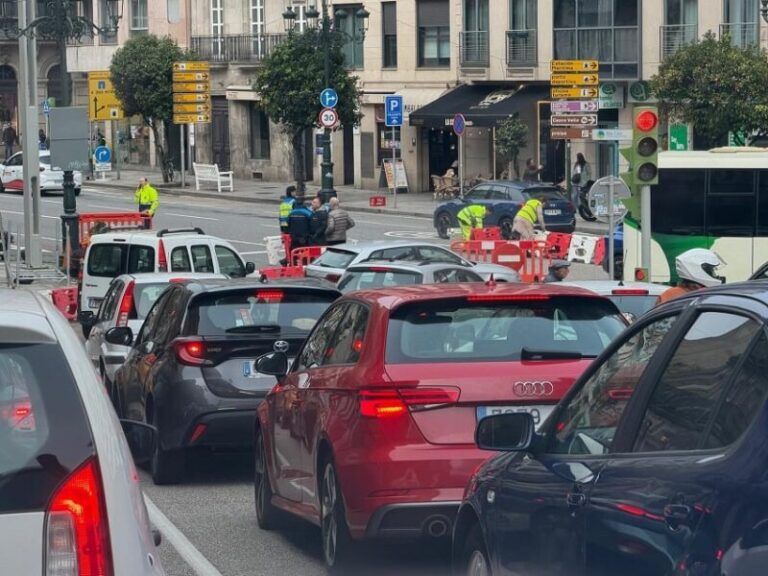 Vigo pierde 56 horas al año en atascos y el BNG exige un cambio urgente de modelo