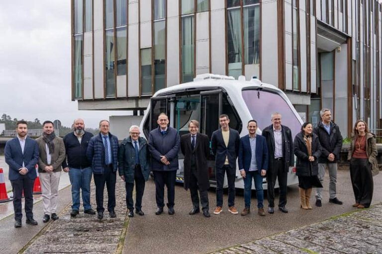 Corgos destaca la colaboración público-privada en el ámbito de la inteligencia artificial y la innovación como clave para sectores estratégicos como la automoción