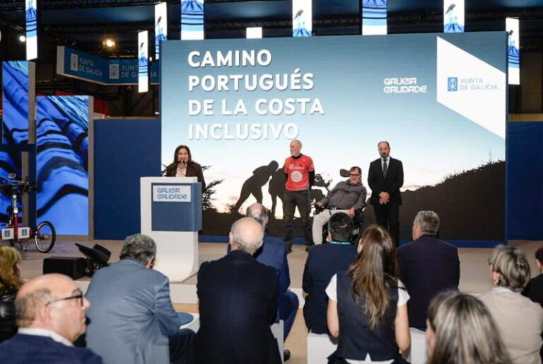 Discamino presenta en Fitur 2026 el Camiño Portugués da Costa Inclusivo
