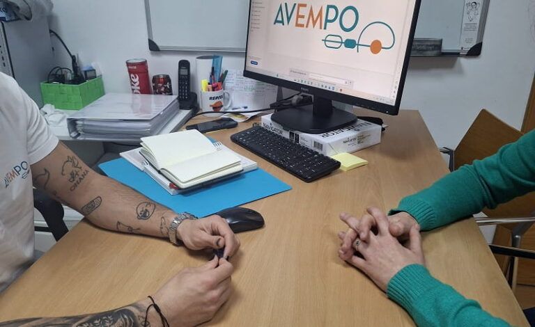 AVEMPO refuerza la atención psicológica a personas con esclerosis múltiple gracias a una ayuda de ENCE