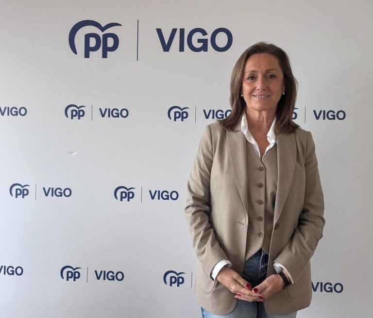 Luisa Sánchez lamenta que Samil se quede otra vez sin bandera azul y pregunta al gobierno de Caballero si ha hecho algo para intentar recuperarla
