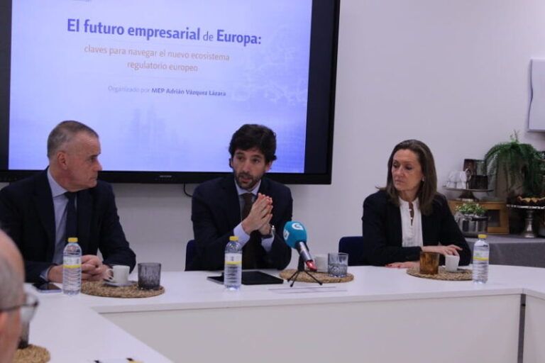Adrián Vázquez analiza en Vigo el impacto del nuevo marco regulatorio europeo en las empresas pontevedresas