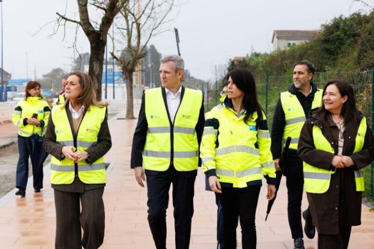 Rueda destaca la apuesta de la Xunta por habilitar vivienda pública en Vigo con más de 900 inmuebles ya en marcha en San Paio de Navia