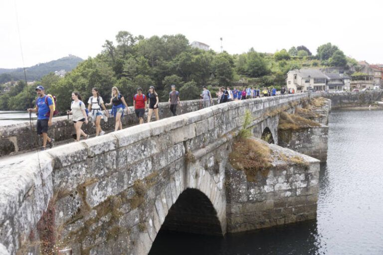 La Xunta activa “Conecta con Galicia no Camiño” con 100 plazas para jóvenes del exterior