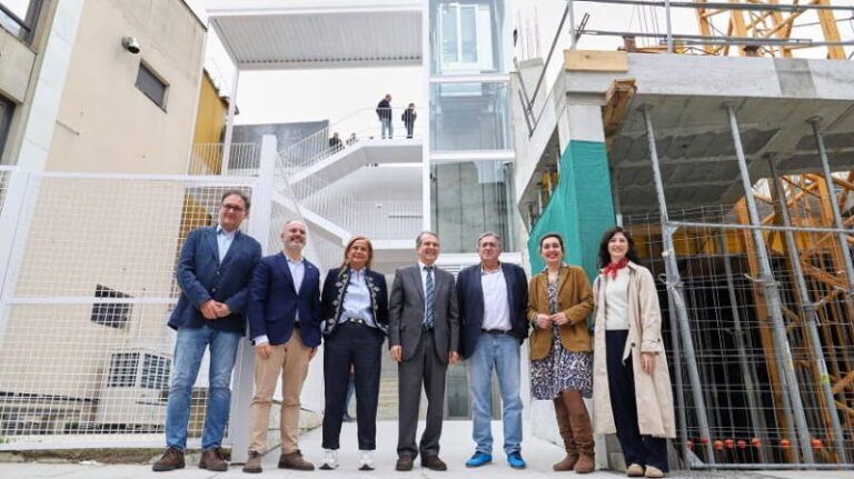 Vigo estrena un ascensor entre Romil y Hispanidad dentro del corredor mecánico de la ciudad