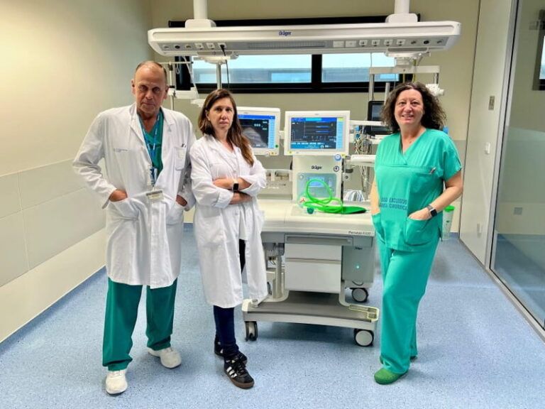 El Hospital Álvaro Cunqueiro acoge una jornada formativa sobre ventilación mecánica protectora