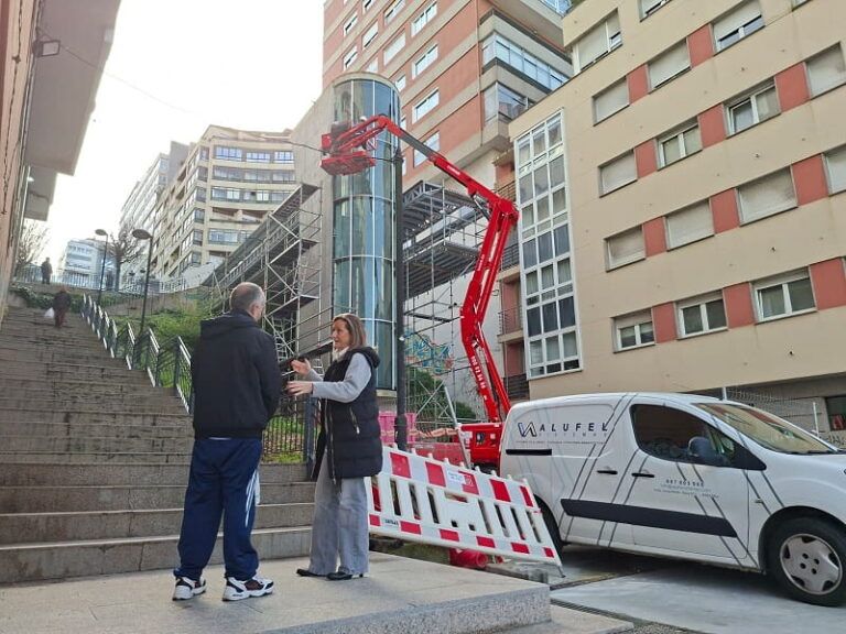 El ascensor de Juan Ramón Jiménez encara su recta final y promete transformar la movilidad en Torrecedeira