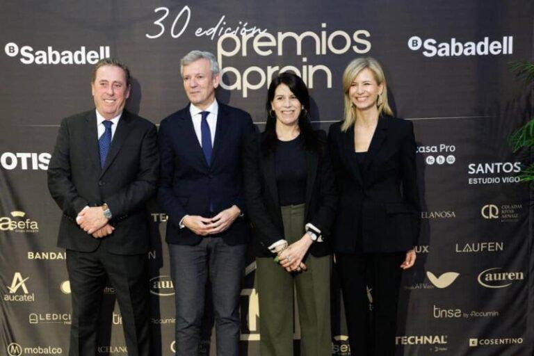 Rueda moviliza al sector para levantar 25.000 viviendas y aliviar la crisis habitacional