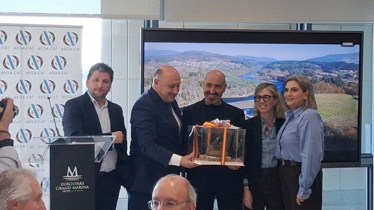 Arbo conquista Barcelona con la promoción de la Festa da Lamprea como gran reclamo internacional