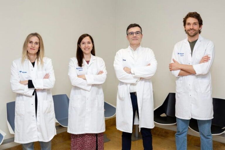 Vithas Vigo estrena el robot Da Vinci y realiza sus primeras cirugías urológicas con abordaje pionero
