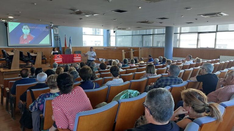 Cruz Roja consolida su labor en Cangas tras atender a más de 280 personas en su primer año