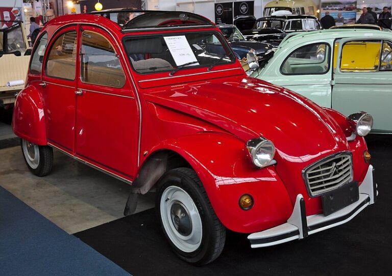 El coche que nació en Vigo hace historia otra vez: Citroën recupera el mítico 2 CV