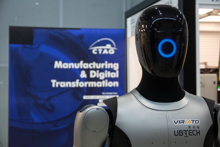 Vigo entra en la carrera de los robots humanoides con el nuevo laboratorio HAARO de CTAG