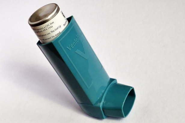Alertan del uso incorrecto del inhalador: “Equivale a no tratar el asma”