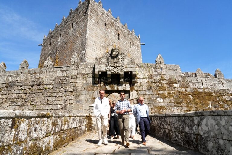 El Castillo de Soutomaior estrenará iluminación tras una inversión de 1,7 millones y reabrirá el 6 de julio