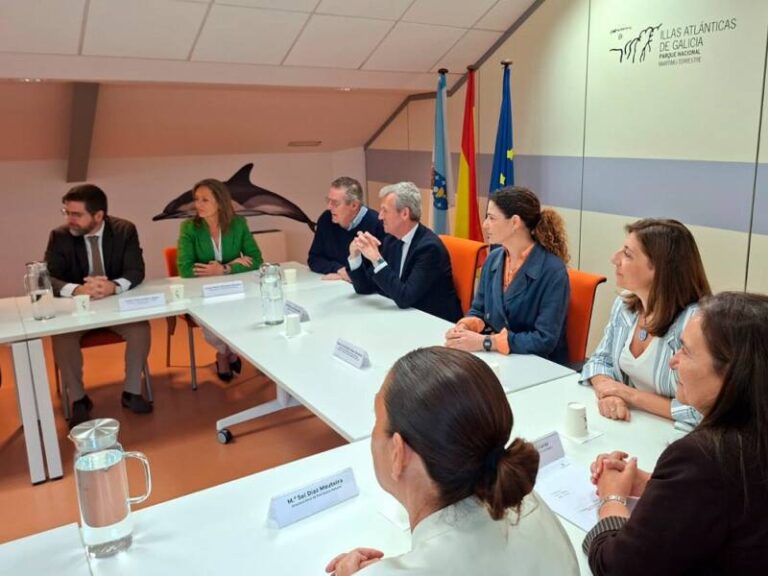 Xiana Fernández-Albor asume la presidencia del Patronato de las Illas Atlánticas