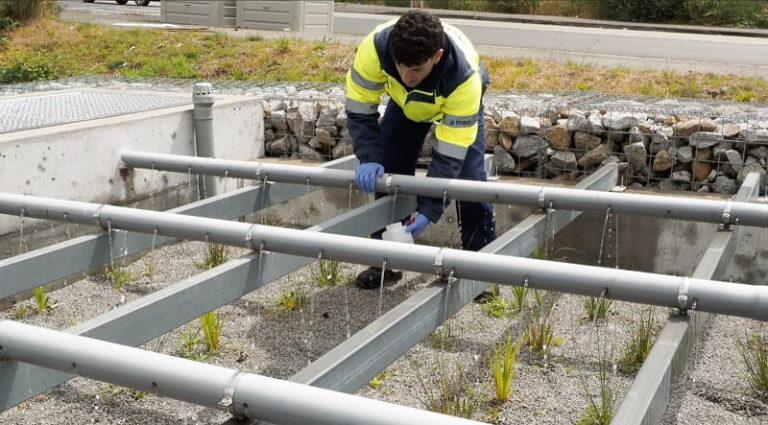 Una tecnología desarrollada en Galicia elimina hasta el 90% de los contaminantes del agua de lluvia urbana