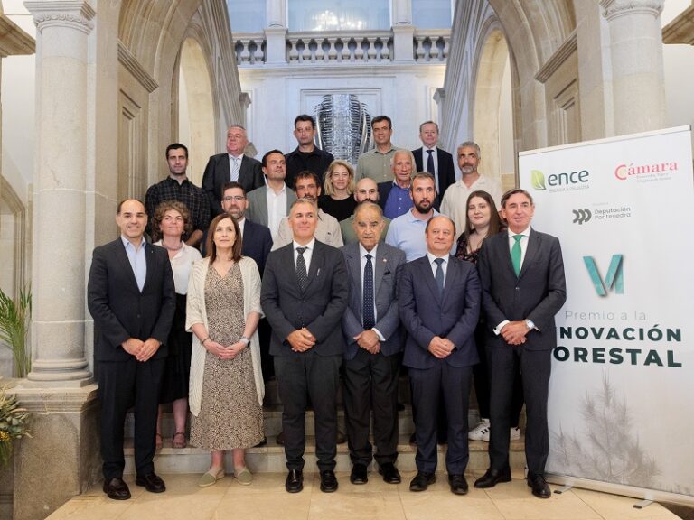 Una empresa de Ourense gana el Premio Cámara-Ence a la Innovación Forestal por una tecnología que monitoriza montes en todo el mundo
