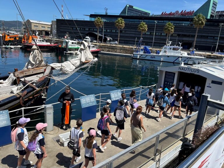 El Festival Azul bate récords y reúne a más de 2.200 personas en la ría de Vigo