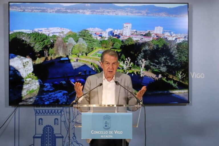 Vigo facilitará la ampliación del patio del CEIP Canicouva con el derribo de la antigua Casa de Mestres