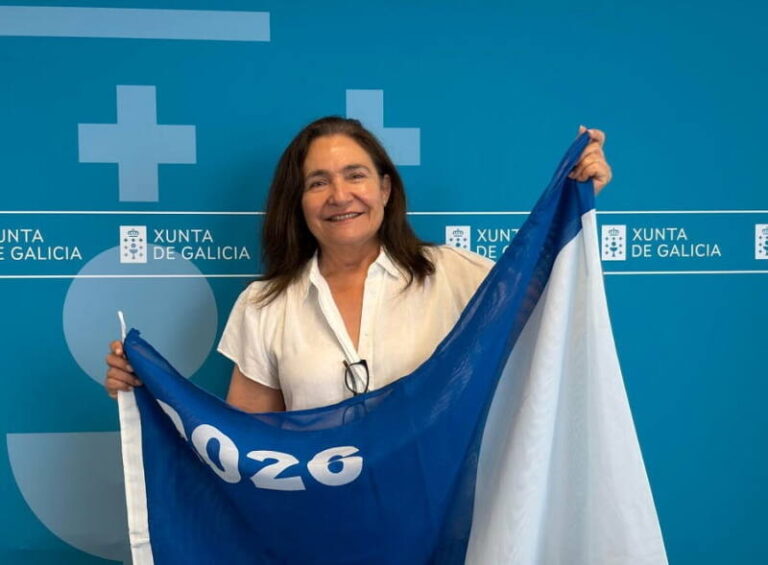 La Xunta envía al Concello de Vigo las doce banderas azules concedidas a sus playas