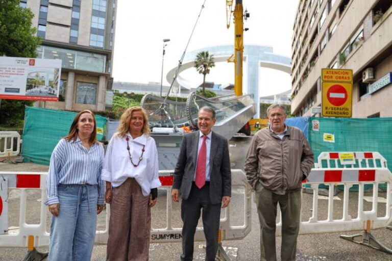 Las rampas mecánicas de Serafín Avendaño permitirán conectar las estaciones de tren de Guixar y Urzáiz