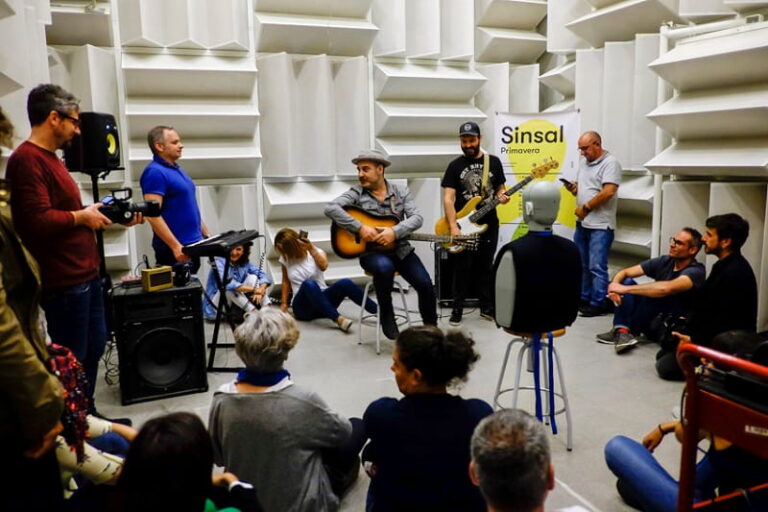 El Festival Sinsal arrancará en Vigo con dos conciertos exclusivos en un planetario y una cámara semianecoica