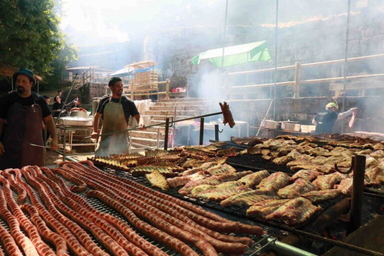Covelo servirá más de 2.000 kilos de carne en la XLV Festa do Churrasco