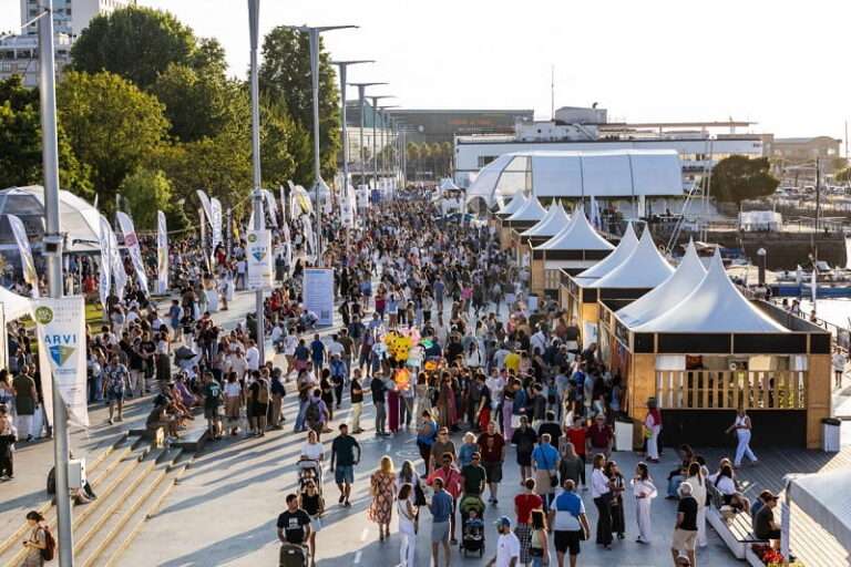 Vigo SeaFest arranca con 14 chefs, conciertos y una espectacular exhibición de natación artística