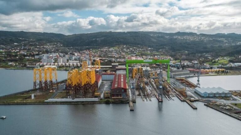 NAVANTIA publica 50 nuevas plazas para técnicos superiores en el astillero de Ferrol