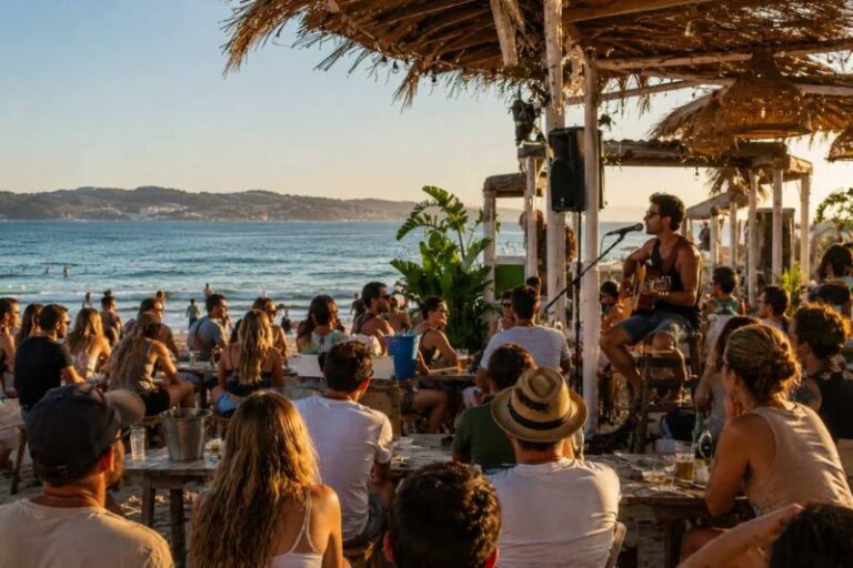 El Concello de Vigo busca ahora desplazar a la Xunta la polémica tras vetar los conciertos en los chiringuitos y negarse a reunirse con el sector