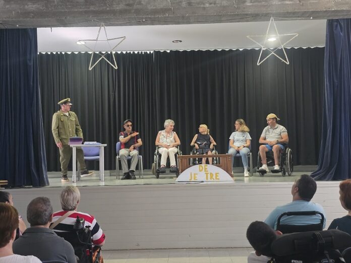 cySpMXjonP-representacion-dunha-obra-de-teatro-do-sad-de-monteporreiro
